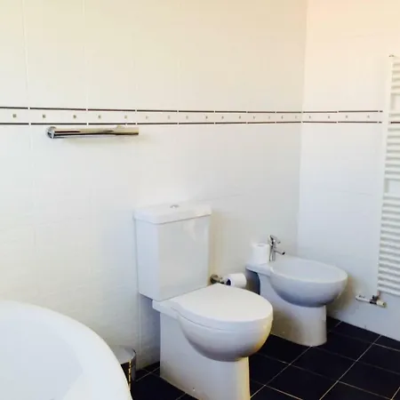Country house Villa La Superba, 3 Bedroom Villa With Pool Larnaca